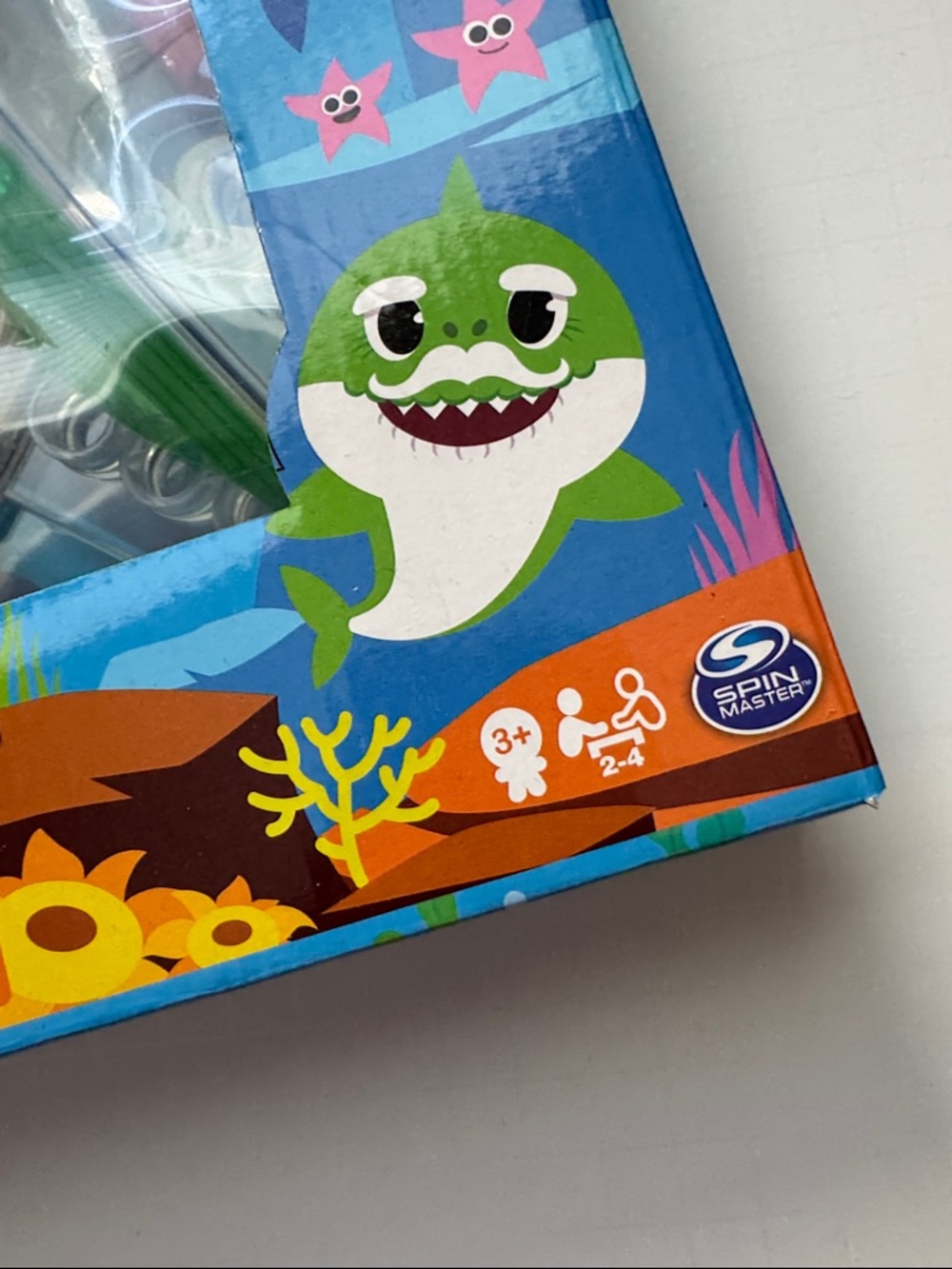 Spin Master Baby Shark Pop Up Game - Picture 2 of 4